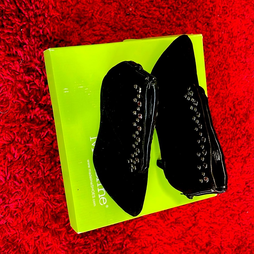 Black booties- excellent condition 2.5 inches heal